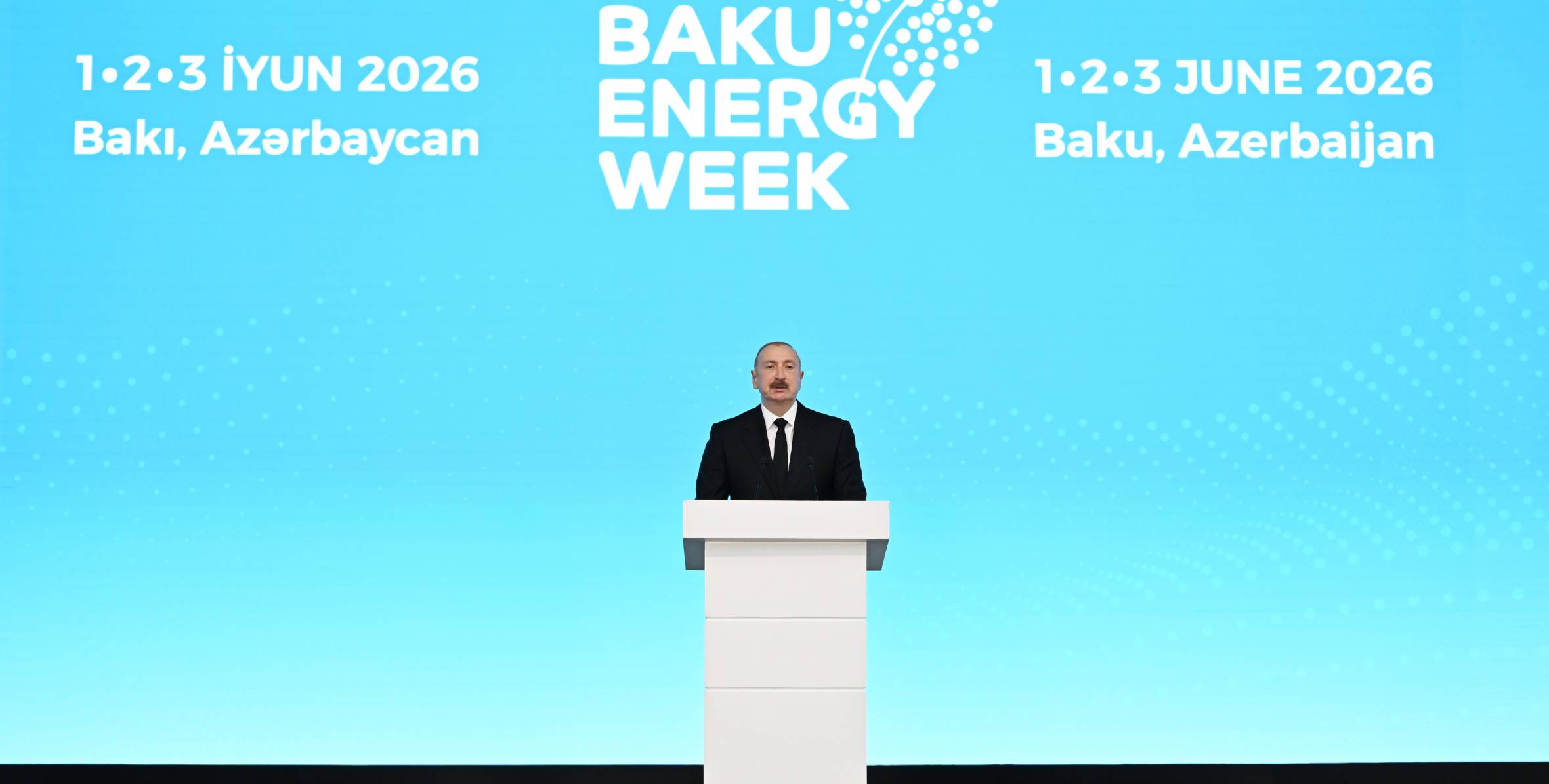İlham Əliyev Bakı Enerji Həftəsinin rəsmi açılış mərasimində iştirak edib